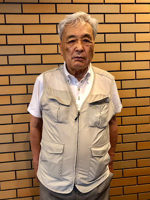 �ʐ^1-1�F�x�X�g�̑S�̑��̎ʐ^�B