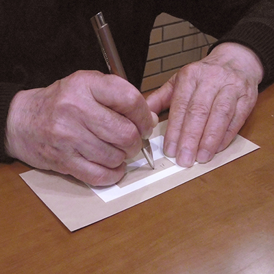 �ʐ^3�F�N���W�b�g�J�[�h�p�̃e���v���[�g�𗘗p���ăT�C�������Ă���Ƃ���ł��B