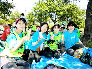 ���q�s���̊F����̎ʐ^