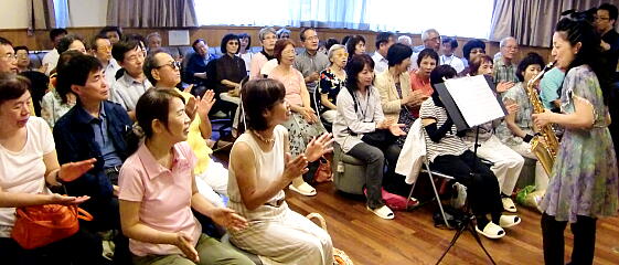 ���삳��̃e�i�[�T�b�N�X�ƎR�Y����̃s�A�m���t�̎ʐ^